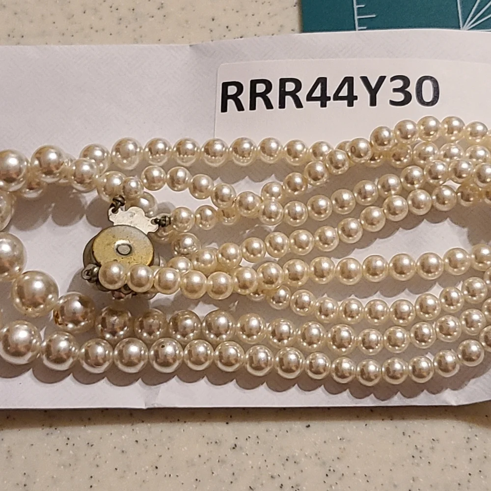 Elegant Pearl Necklace Unique Antique Pearls - Picture 7 of 7